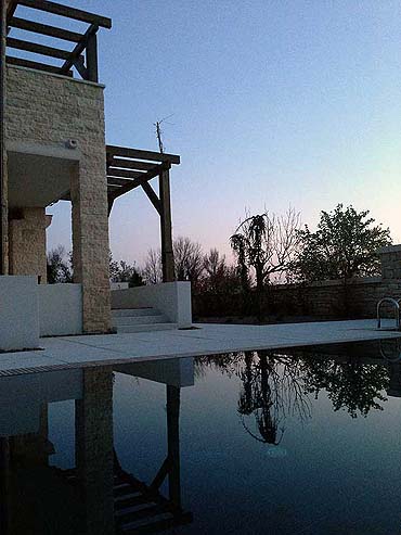 piscine dans le jardin